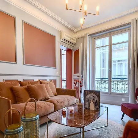 The Lord Byron Apartment *